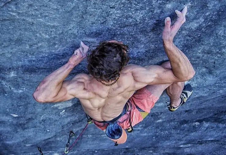what to wear to climbing gym