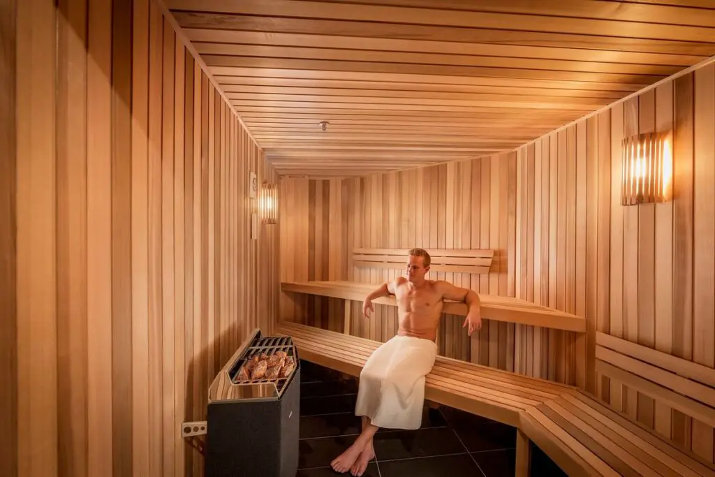 Which Gyms Have Saunas