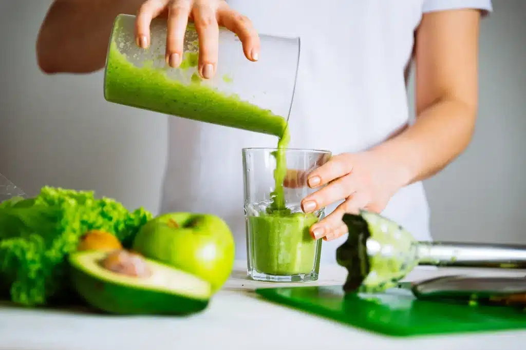Is Juicing Or Smoothies Better For Weight Loss