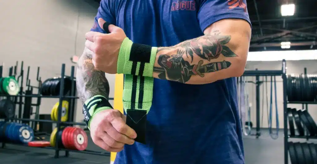 How To Use Wrist Straps For Weightlifting